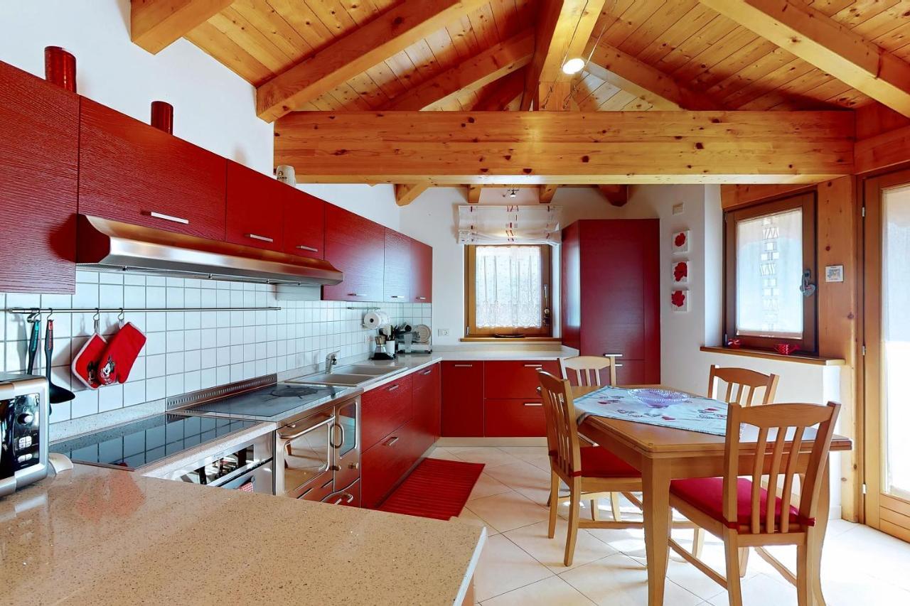 Ferienwohnung Mansarda Con Giardino Val Di Sole Trentino Terzels Exterior foto