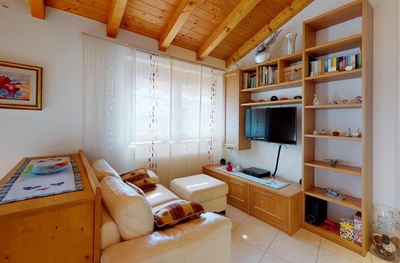 Ferienwohnung Mansarda Con Giardino Val Di Sole Trentino Terzels Exterior foto