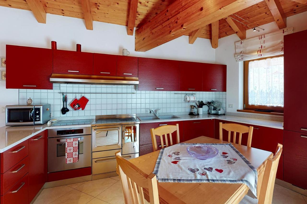 Ferienwohnung Mansarda Con Giardino Val Di Sole Trentino Terzels Exterior foto